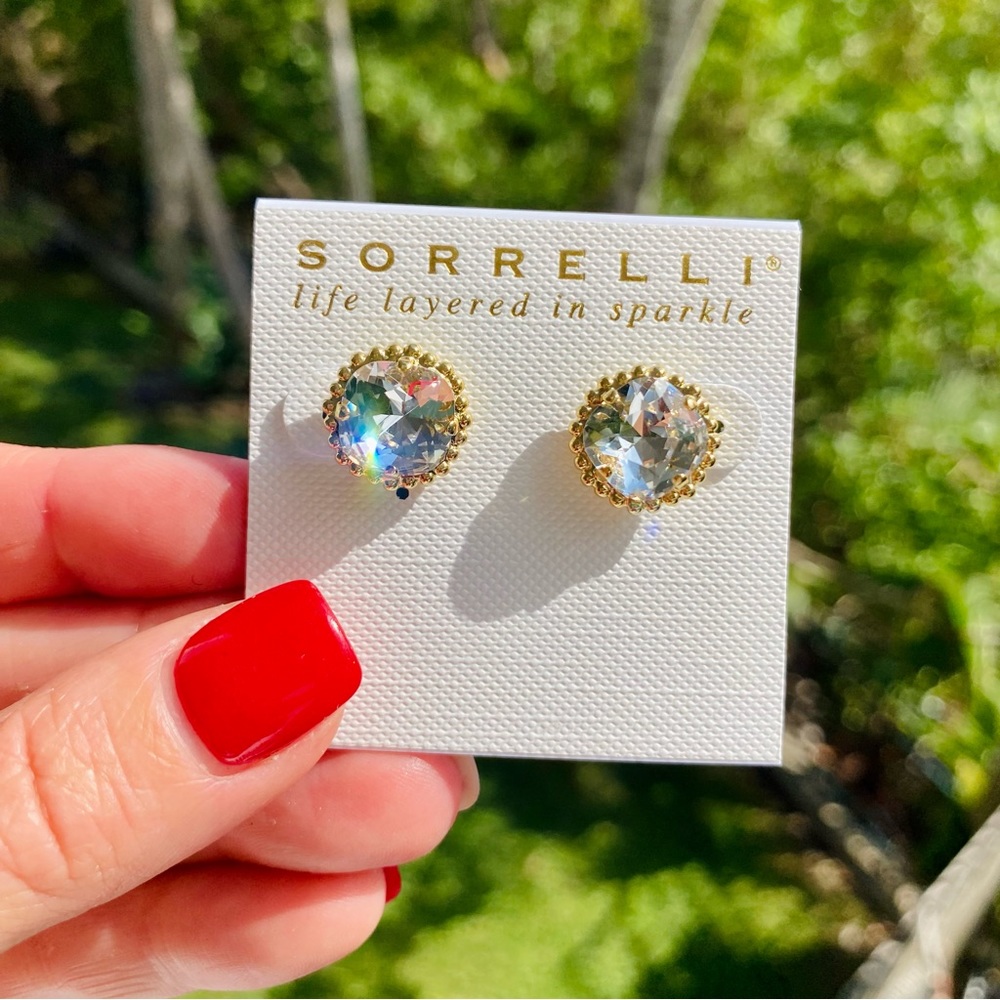 Sorrelli Cushion-Cut Solitaire Stud Earring in Crystal and Gold NWT - Picture 6 of 16